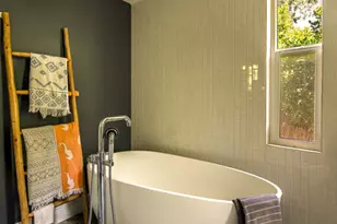 6970 La Presa Dr, Los Angeles, CA 90068 - Photo 19