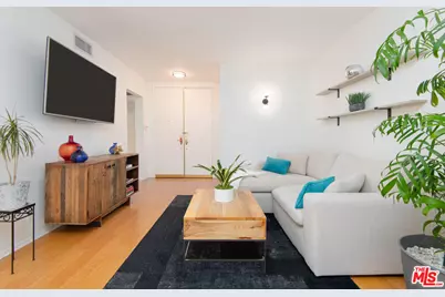 1131 Alta Loma Rd #123, West Hollywood, CA 90069 - Photo 3
