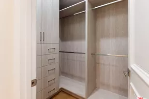 345 S Saltair Ave, Los Angeles, CA 90049 - Photo 55