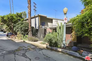 3765 Arbolada Rd, Los Angeles, CA 90027 - Photo 29