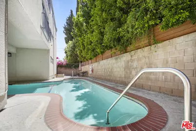 15248 Dickens St #108, Sherman Oaks, CA 91403 - Photo 11
