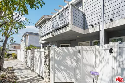 2003 Artesia Blvd #105, Torrance, CA 90504 - Photo 3