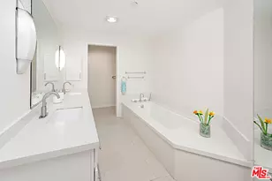 200 N Swall Dr, Beverly Hills, CA 90211 - Photo 17