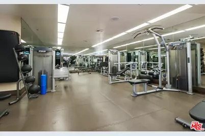 200 N Swall Dr #553, Beverly Hills, CA 90211 - Photo 31