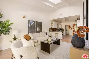 1220 N Norman Pl, Los Angeles, CA 90049 - Photo 9