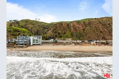 21006 Pacific Coast Hwy, Malibu, CA 90265 - Photo 7