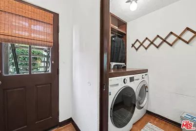 2042 Balmer Dr, Los Angeles, CA 90039 - Photo 35