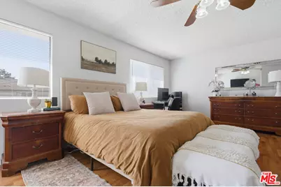 9781 S Karmont Ave, South Gate, CA 90280 - Photo 29