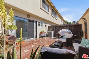 9781 S Karmont Ave, South Gate, CA 90280 - Photo 23