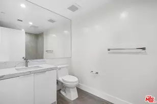 11042 La Maida St, North Hollywood, CA 91601 - Photo 17