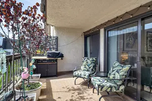 8601 Falmouth Ave, Playa del Rey, CA 90293 - Photo 31