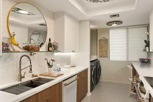 141 S Linden Dr, Beverly Hills, CA 90212 - Photo 9