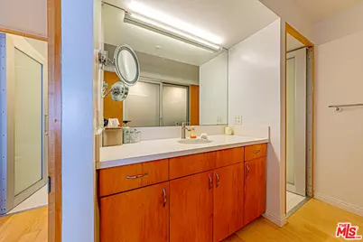 600 W 9th St #516, Los Angeles, CA 90015 - Photo 25