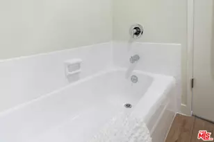 6150 Buckingham Pkwy, Culver City, CA 90230 - Photo 17