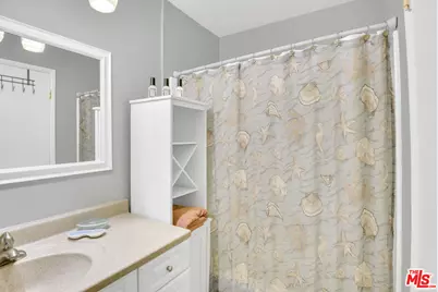 556 Ebbtide Cir, Port Hueneme, CA 93041 - Photo 15
