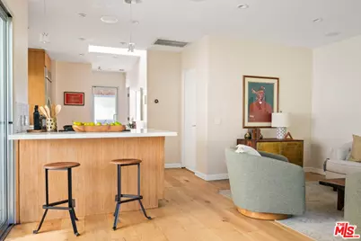 1240 N Spaulding Ave, West Hollywood, CA 90046 - Photo 5