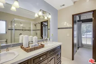 3970 Ellenita Ave, Tarzana, CA 91356 - Photo 19