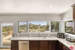 3970 Ellenita Ave, Tarzana, CA 91356 - Photo 13