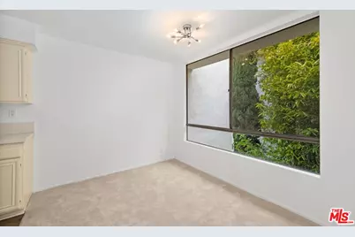 1340 S Beverly Glen Blvd #303, Los Angeles, CA 90024 - Photo 21