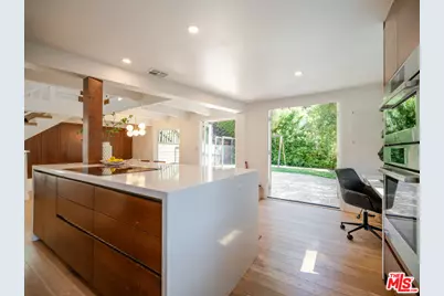 20922 Keller Rd, Topanga, CA 90290 - Photo 11