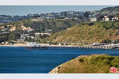 3885 Rambla Orienta, Malibu, CA 90265 - Photo 5