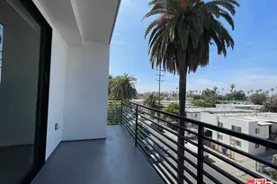 14612 Calvert St, Van Nuys, CA 91411 - Photo 1