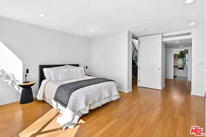 1220 N Orange Grove Ave #9, West Hollywood, CA 90046 - Photo 19