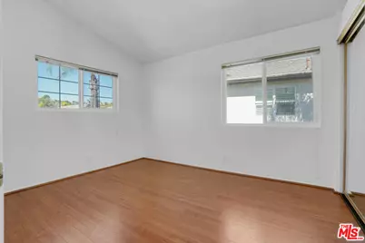 28848 Deodar Pl, Santa Clarita, CA 91390 - Photo 29