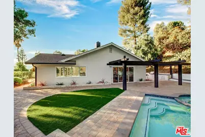 4732 Del Moreno Dr, Woodland Hills, CA 91364 - Photo 27