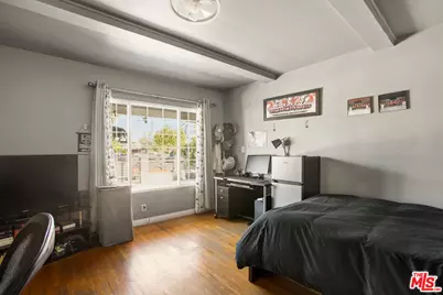 14552 Runnymede St, Van Nuys, CA 91405 - Photo 19