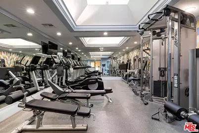 10520 Wilshire Blvd #1207, Los Angeles, CA 90024 - Photo 39