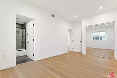 1629 S New Hampshire Ave, Los Angeles, CA 90006 - Photo 19