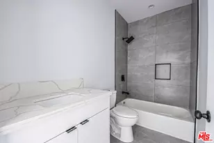 6461 Woodley Ave, Van Nuys, CA 91406 - Photo 15