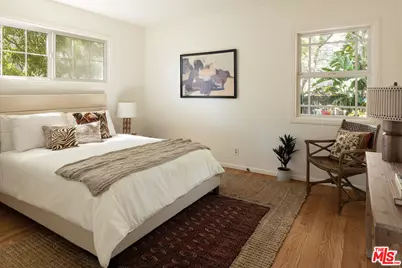 3661 Malafia Dr, Glendale, CA 91208 - Photo 17