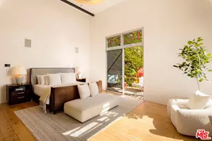 562 Stassi Ln, Santa Monica, CA 90402 - Photo 9
