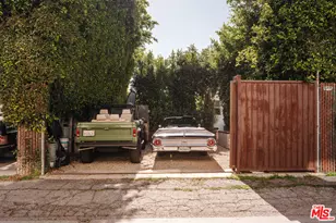 1163 Nelrose Ave, Venice, CA 90291 - Photo 27