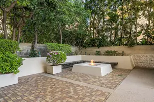 10790 Wilshire Blvd, Los Angeles, CA 90024 - Photo 29
