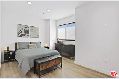 14665 W Sara Ln, Los Angeles, CA 91402 - Photo 15