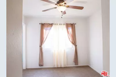 27656 Ironstone Dr #2, Canyon Country, CA 91387 - Photo 17