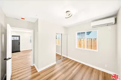 204 E 88th St #204, Los Angeles, CA 90003 - Photo 19