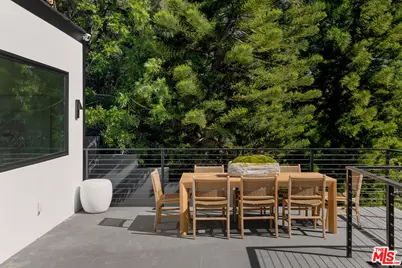 512 Rustic Dr, Los Angeles, CA 90065 - Photo 45