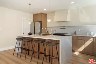 17643 Haynes St, Lake Balboa, CA 91406 - Photo 13