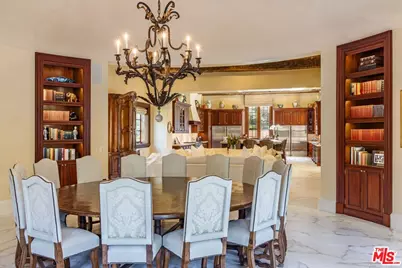 77 Beverly Park Ln, Beverly Hills, CA 90210 - Photo 23