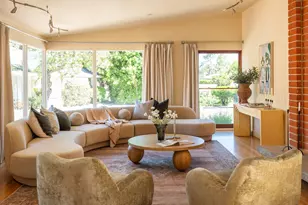 16141 Bayberry Pl, Sherman Oaks, CA 91403 - Photo 1