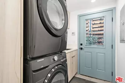 27357 Pacific Coast Hwy, Malibu, CA 90265 - Photo 15