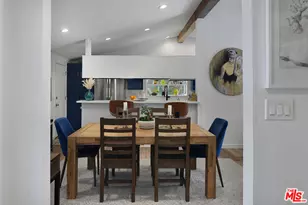 20756 Clarendon St, Woodland Hills, CA 91367 - Photo 13