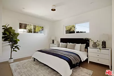 4041 Davana Rd, Sherman Oaks, CA 91423 - Photo 15