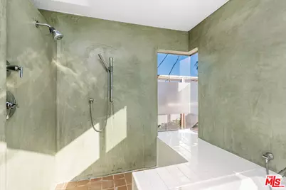 552 Grand Blvd, Venice, CA 90291 - Photo 17