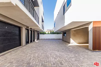 1857 Crenshaw Blvd, Los Angeles, CA 90019 - Photo 9