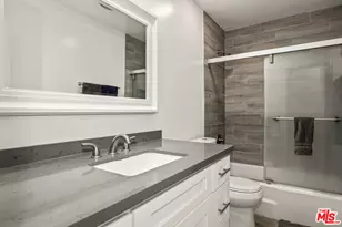 2223 S Bentley Ave, Los Angeles, CA 90064 - Photo 21